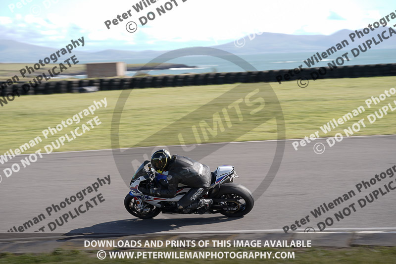 anglesey no limits trackday;anglesey photographs;anglesey trackday photographs;enduro digital images;event digital images;eventdigitalimages;no limits trackdays;peter wileman photography;racing digital images;trac mon;trackday digital images;trackday photos;ty croes
